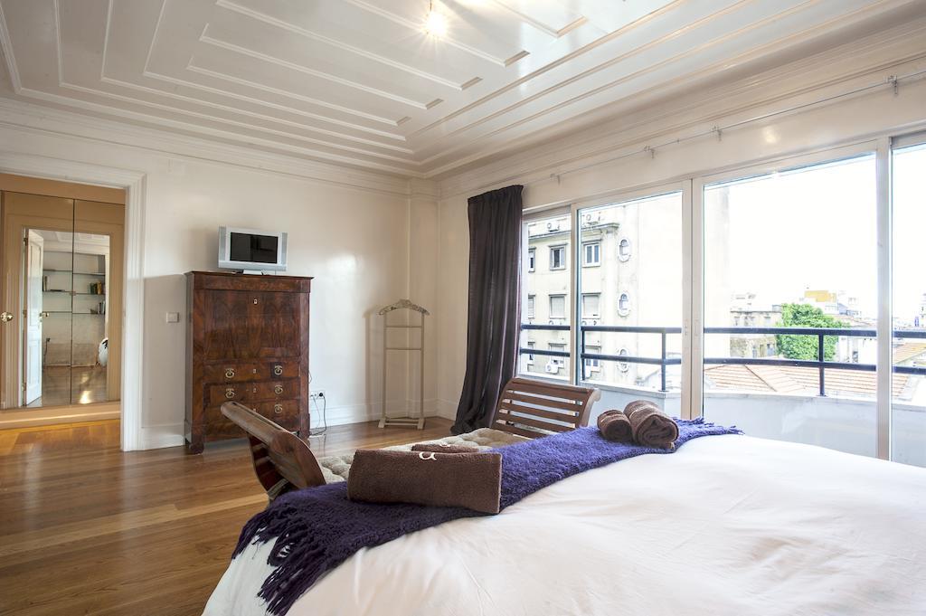 Portuguese Living Saldanha Prestige Lissabon